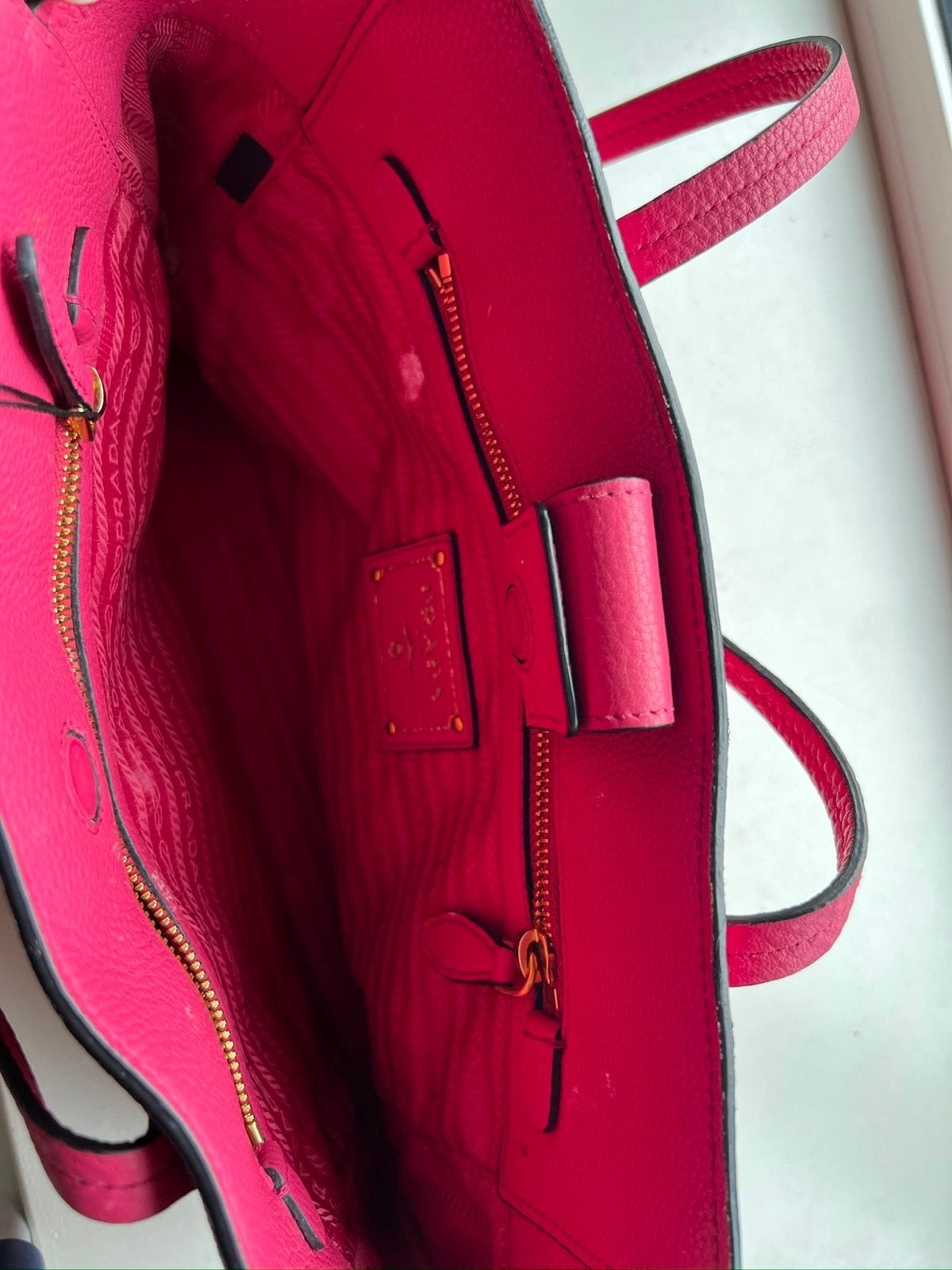 Prada Shopper Roze Leer - Zo goed als nieuw, Ophalen of Verzenden, Zo goed als nieuw, Roze, Shopper