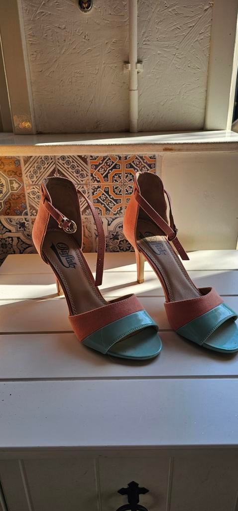 Buffalo dameshak maat 38, Ophalen of Verzenden, Zo goed als nieuw, Zwart, Sneakers of Gympen