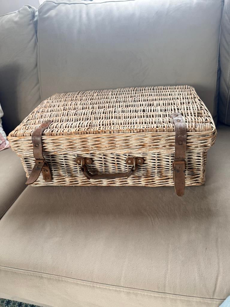 Coracle wicker picknic mand leeg antiek, Ophalen, Gebruikt, Zonder inhoud