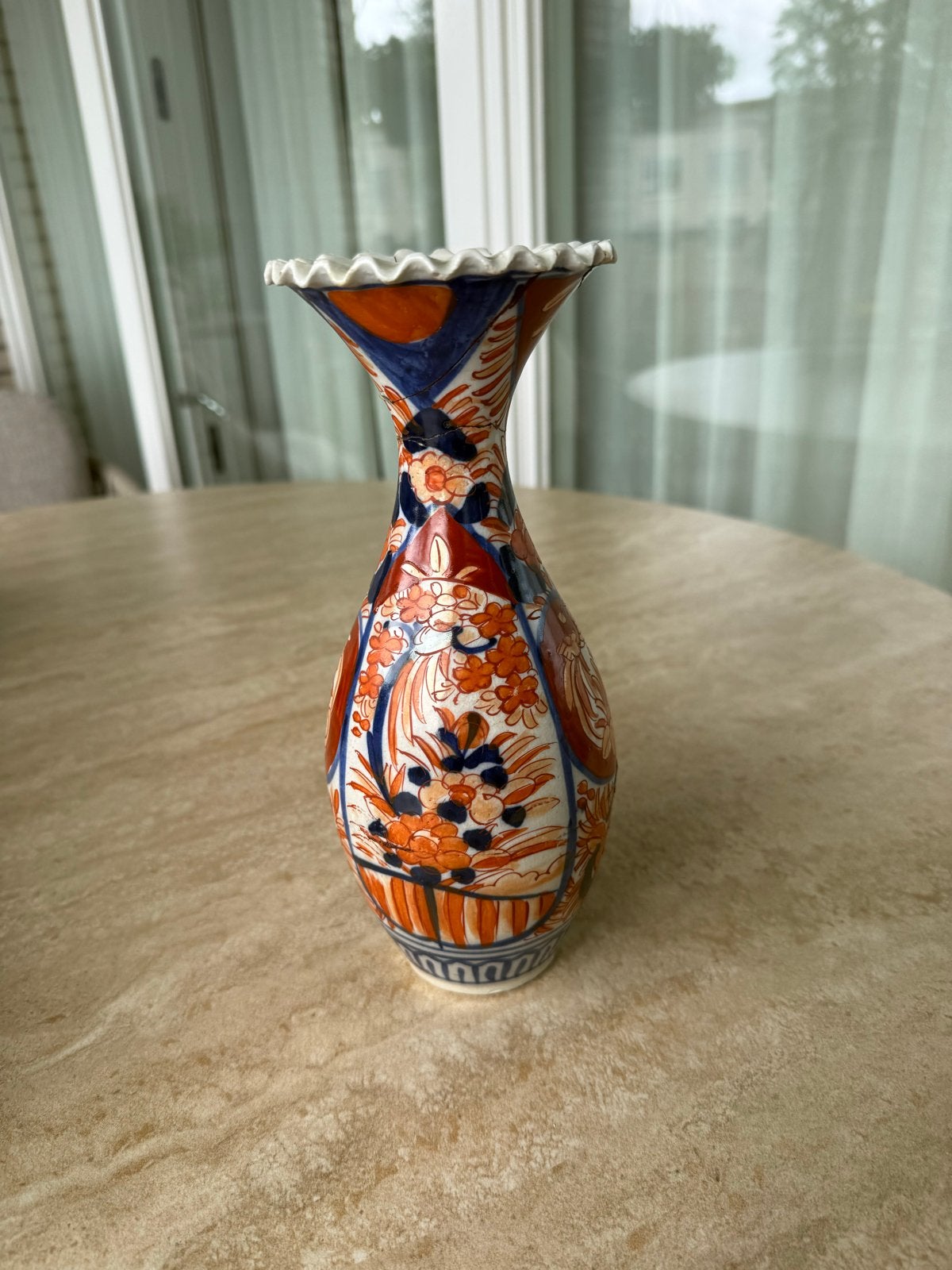 Antieke Imari vaas met bloemmotieven, Ophalen of Verzenden