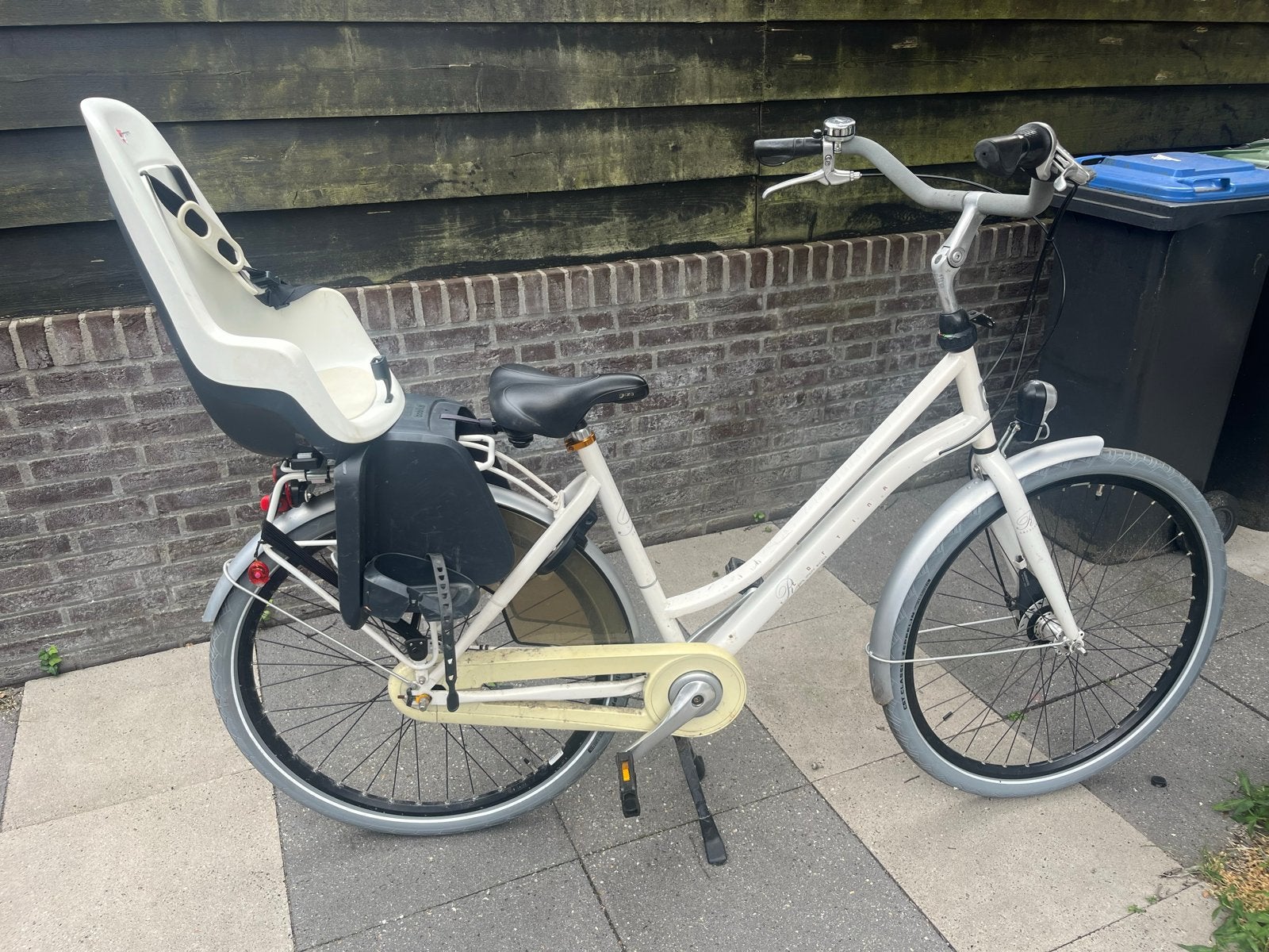 Moederfiets met kinderzitje en recente nieuwe banden, Velgrem, Ophalen, Overige merken, 53 tot 56 cm