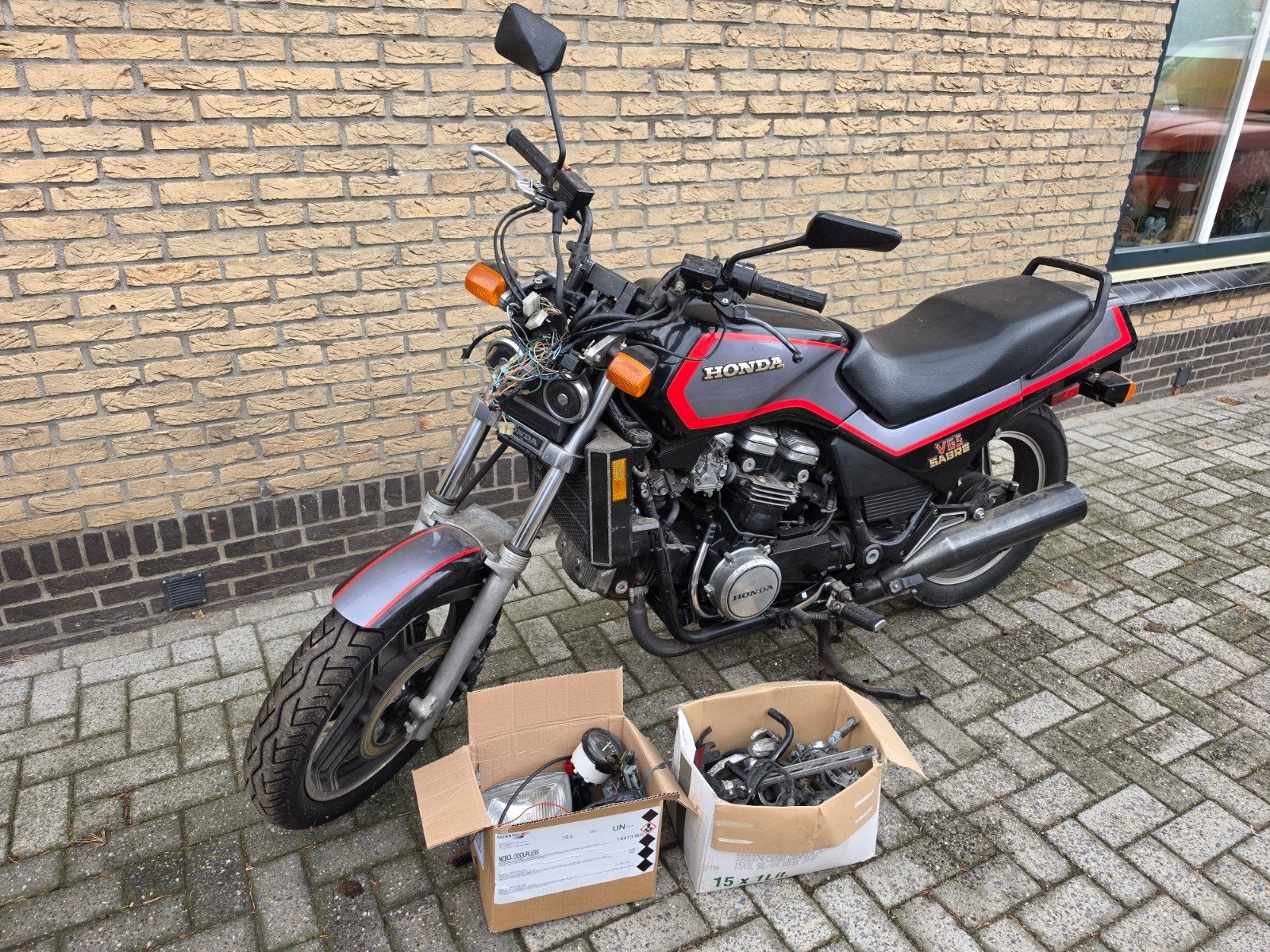 Honda Sabre vf1100 v65 werkend maar met werk, Ophalen of Verzenden