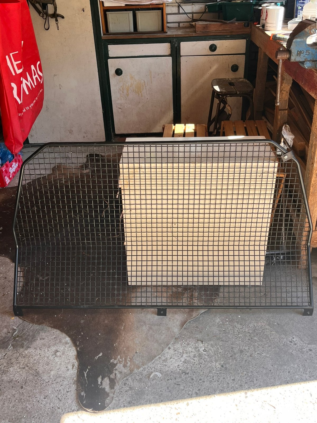 Kia Sorento 2007 achterbak scherm. Staal gecoat zwart, Ophalen of Verzenden