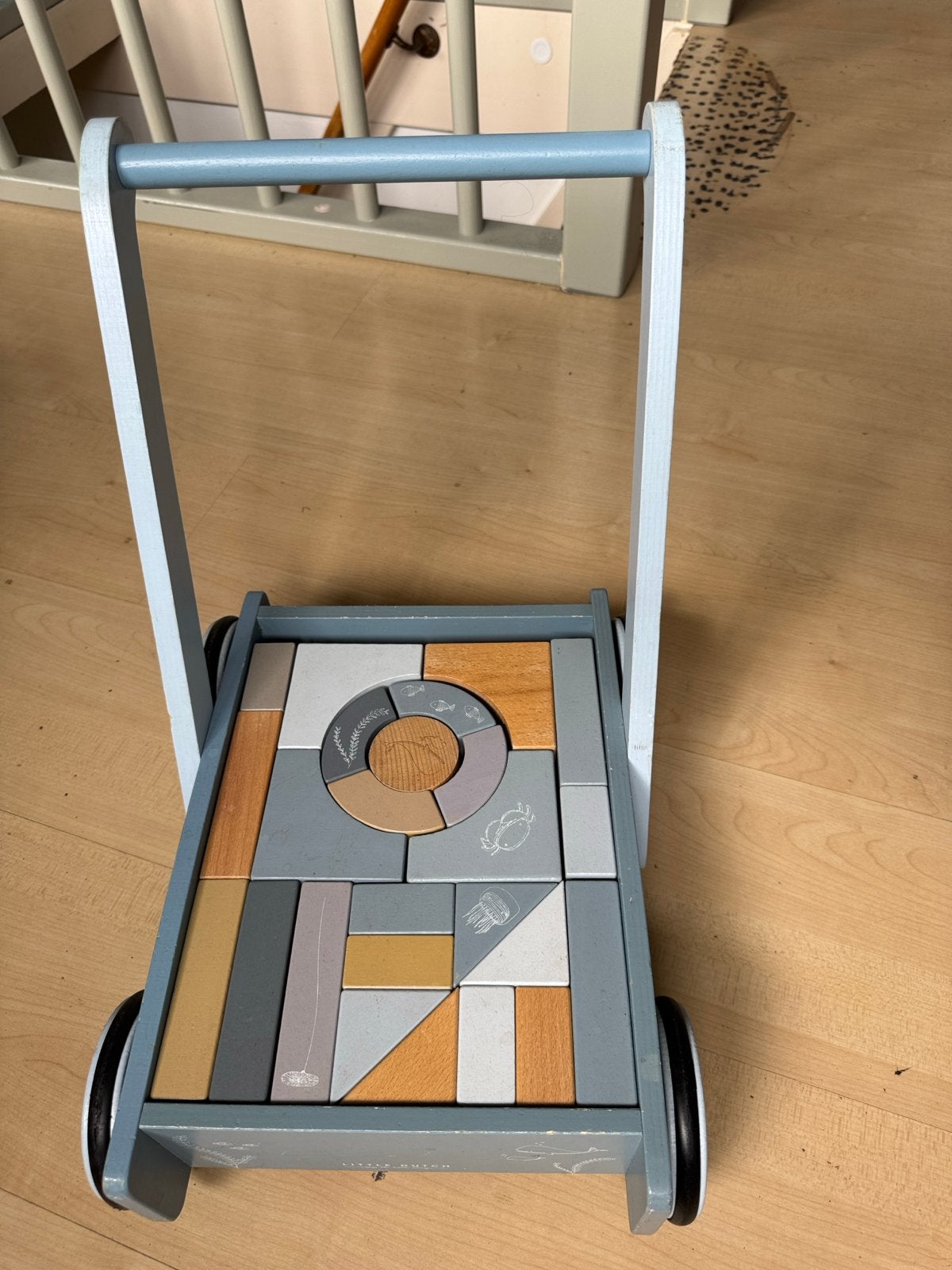 Houten loopwagen met blokken - Little Dutch, Ophalen, Zo goed als nieuw, Overige typen, Met wieltjes