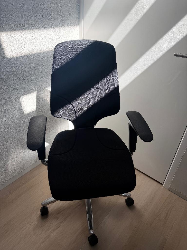 Bureaustoel Giroflex 64-4578, Huis en Inrichting, Bureaustoelen, Zo goed als nieuw, Bureaustoel, Zwart, Ophalen
