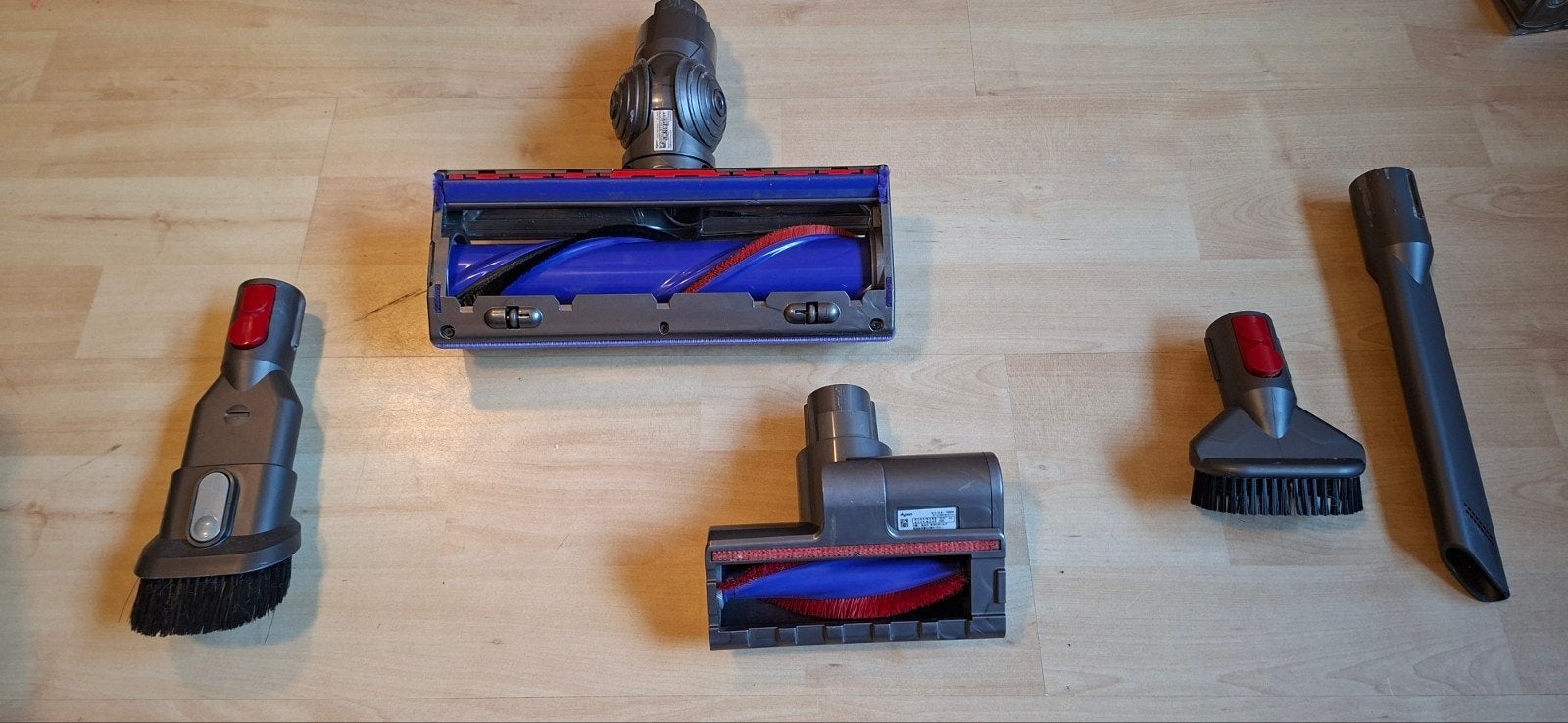 Foto 6 van Dyson Cyclone V10 - Draadloze stofzuiger