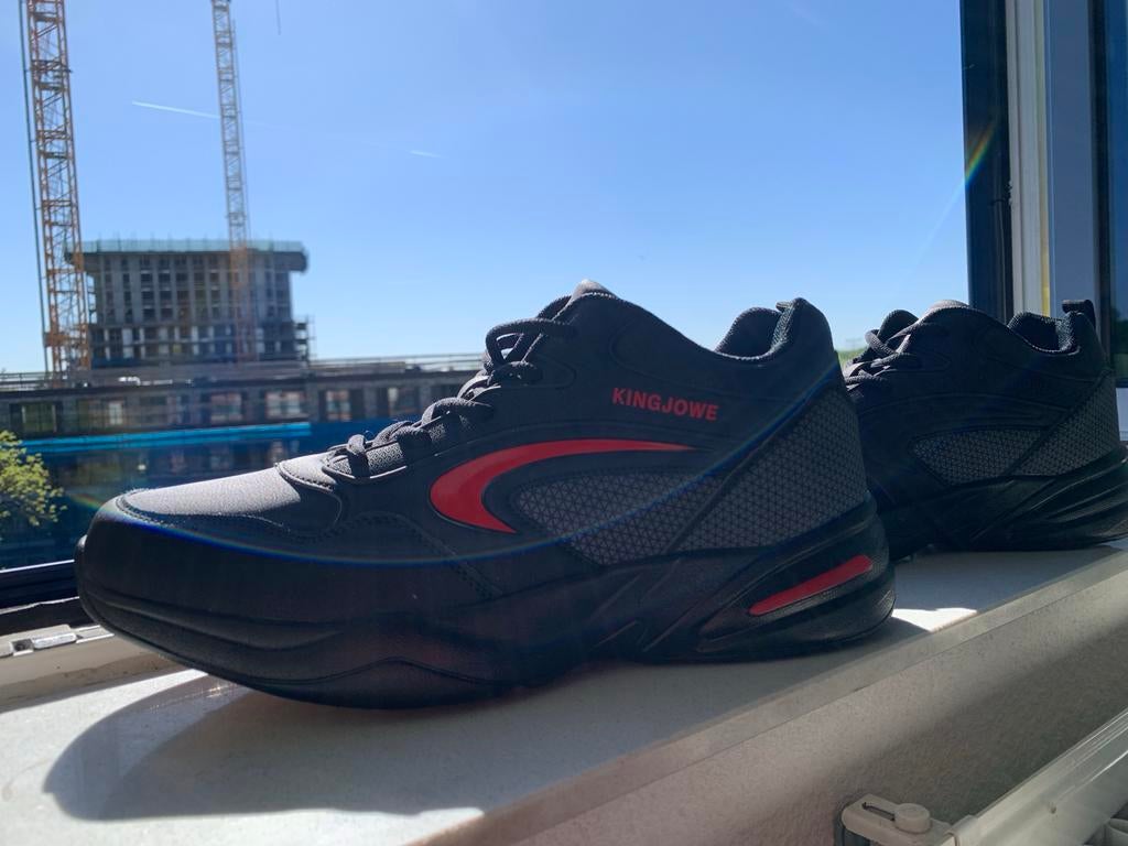 Nieuwe KINGJOWE schoenen - Maat 44/45, Ophalen, Zo goed als nieuw, Zwart, Sneakers of Gympen