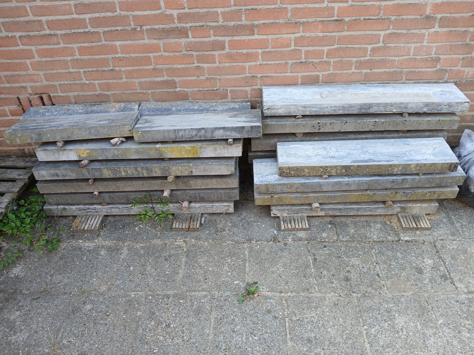Hardstenen randstenen blauw/grijs diverse afmetingen, Tuin en Terras, Tegels en Klinkers, Gebruikt, Overige typen, Natuursteen