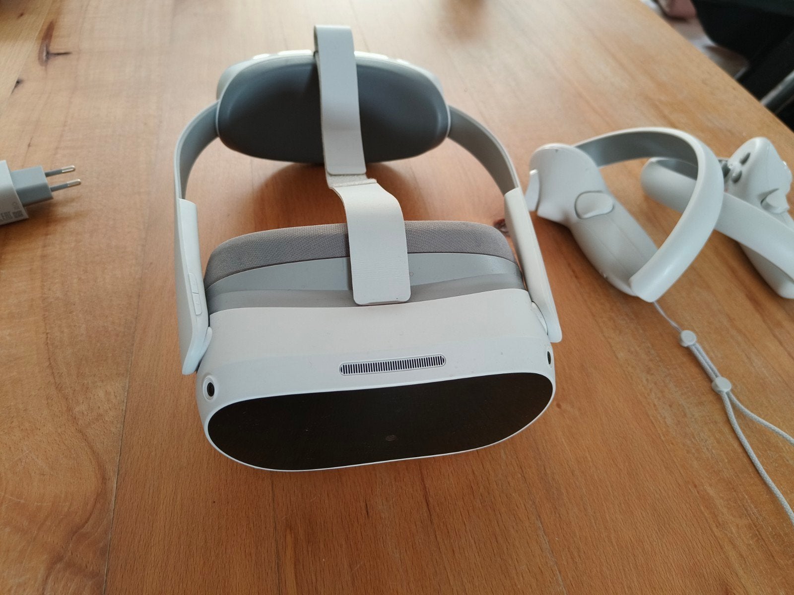 Pico 4 VR-headset 256Gb, Spelcomputers en Games, Virtual Reality, Zo goed als nieuw, Overige platformen, VR-bril, Ophalen