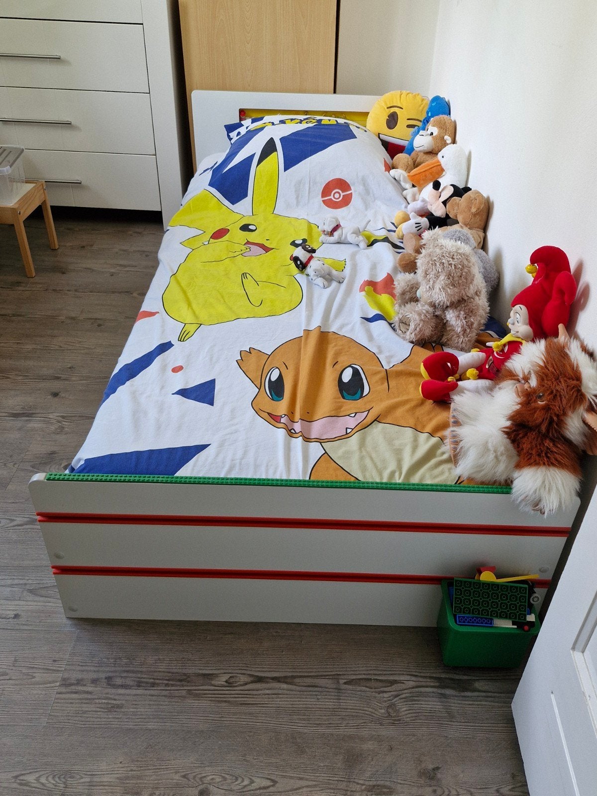 Lego kinderbed, Kinderen en Baby's, Ophalen, 85 tot 100 cm, Zo goed als nieuw, Lattenbodem