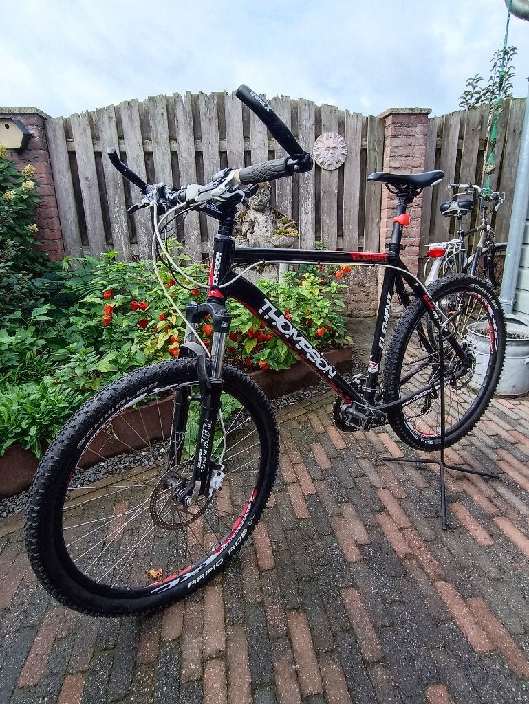 1of 2 Thompson Element Mountainbike - Zo goed als nieuw, Ophalen, Zo goed als nieuw, Thompson