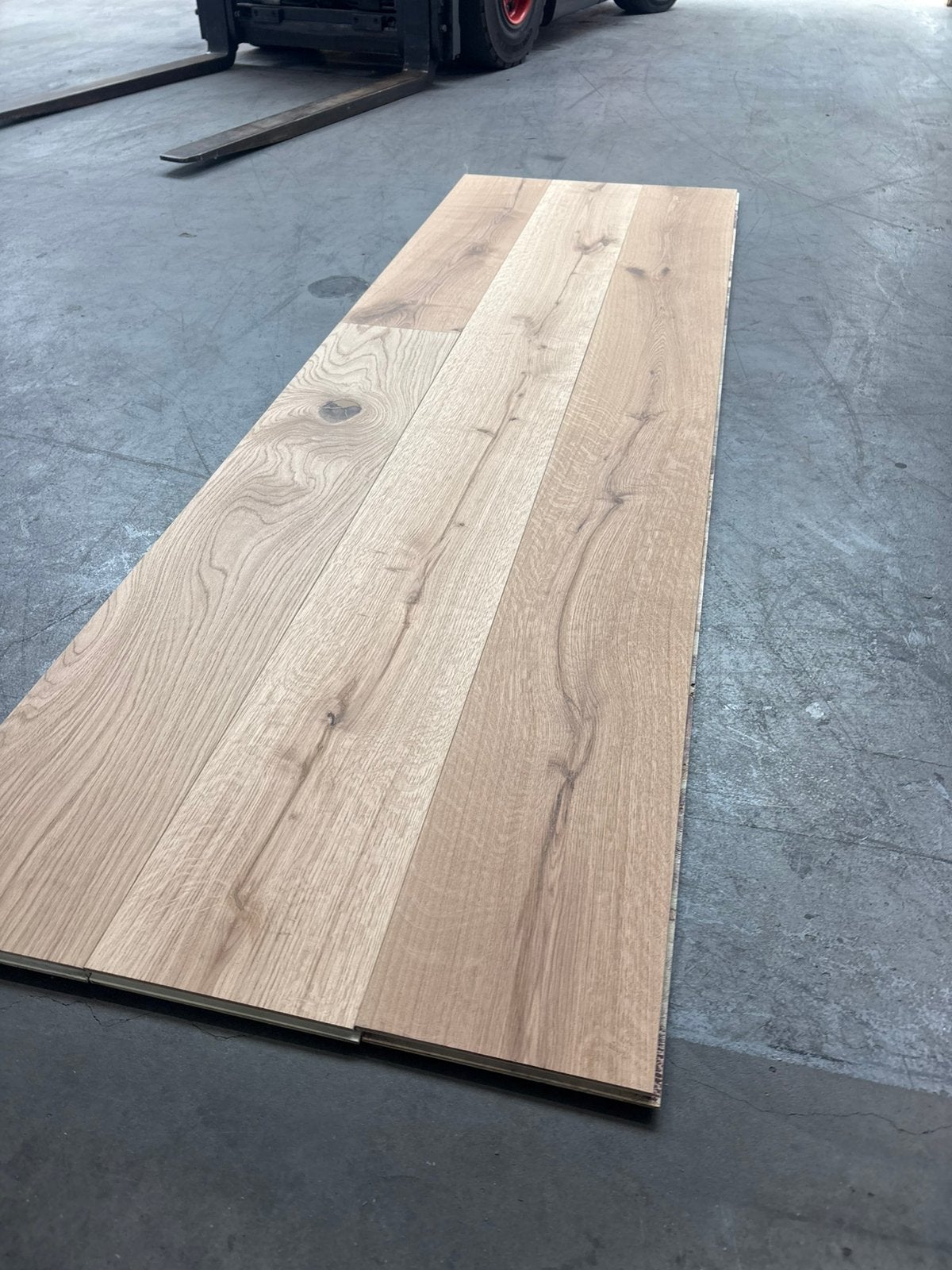 62m2 Eiken houten vloer €48,5 per m2 kant en klaar, Parket, Ophalen of Verzenden, Zo goed als nieuw, 10 m² of meer