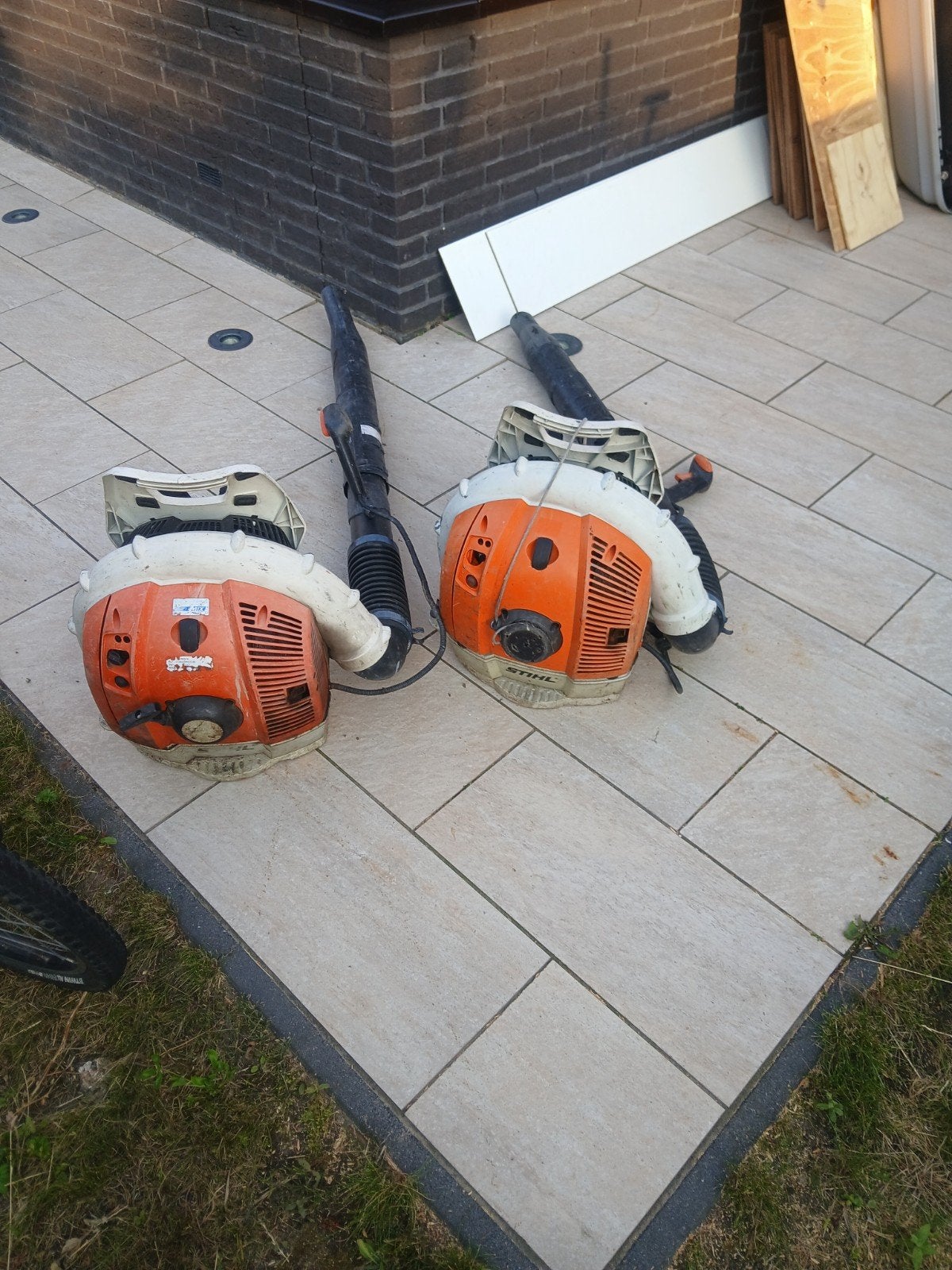 Defec Stihl Bladblazers (2 stuks) - Krachtig en Betrouwbaar, Gebruikt, Ruggedragen, Ophalen of Verzenden, Stihl