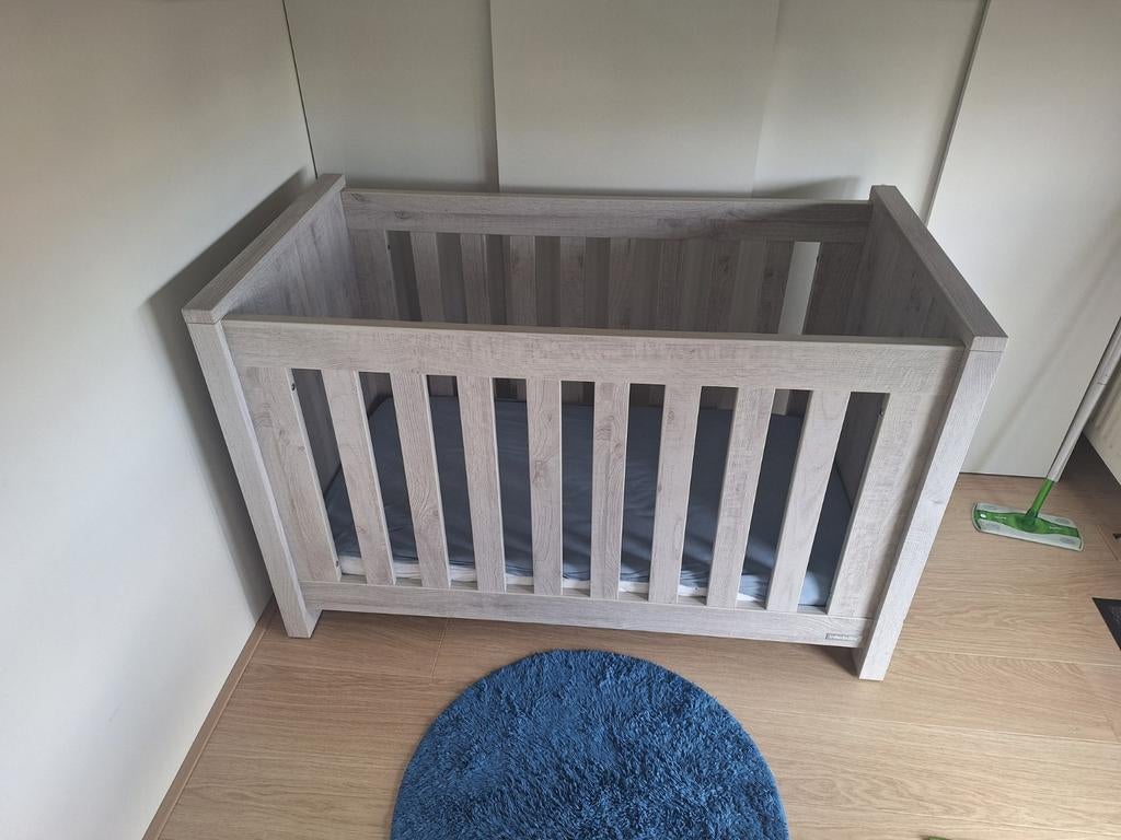 Mooi ledikant, interbaby, Ophalen, Zo goed als nieuw, Jongetje of Meisje