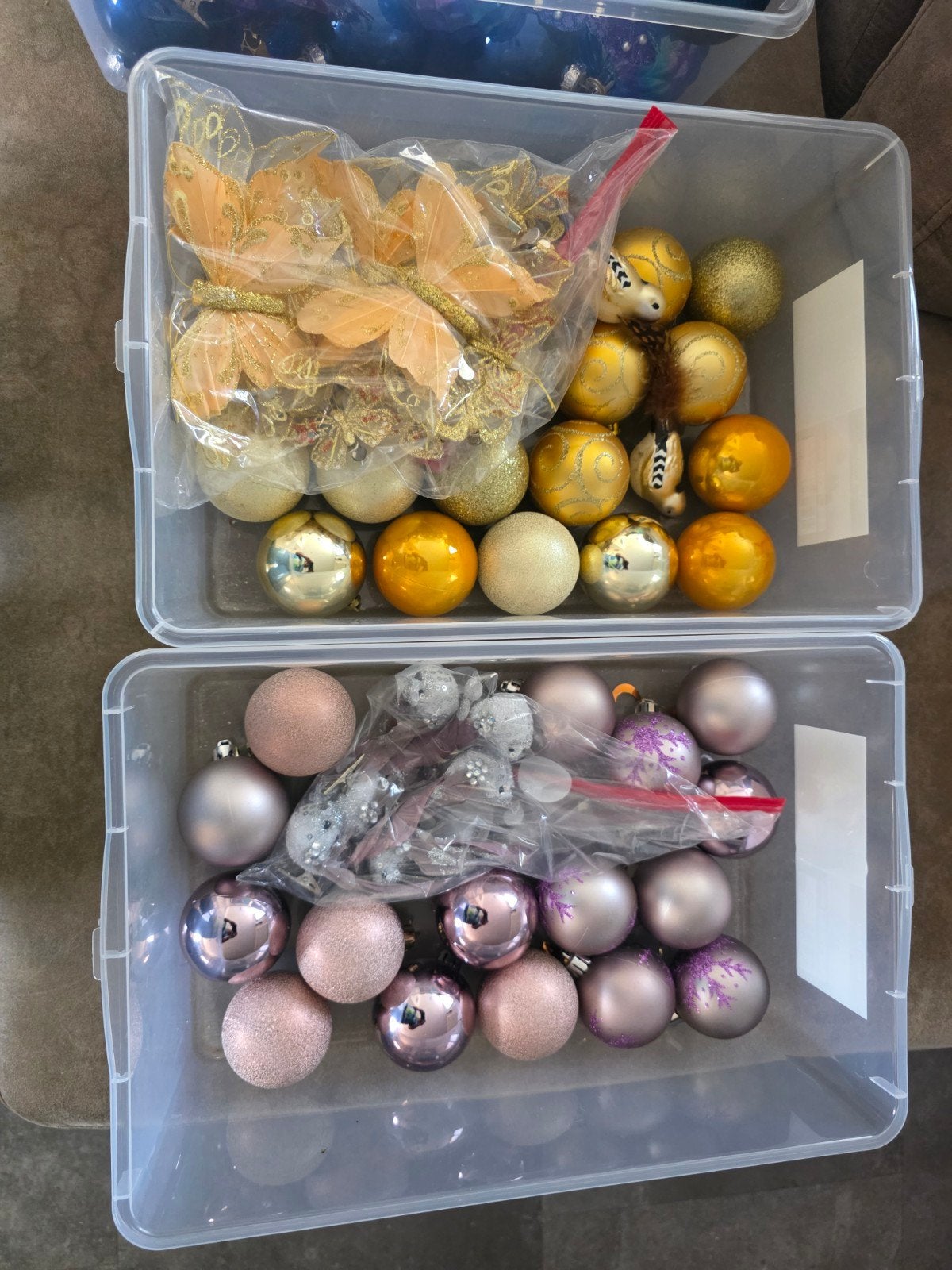 Diverse kerstballen, Ophalen