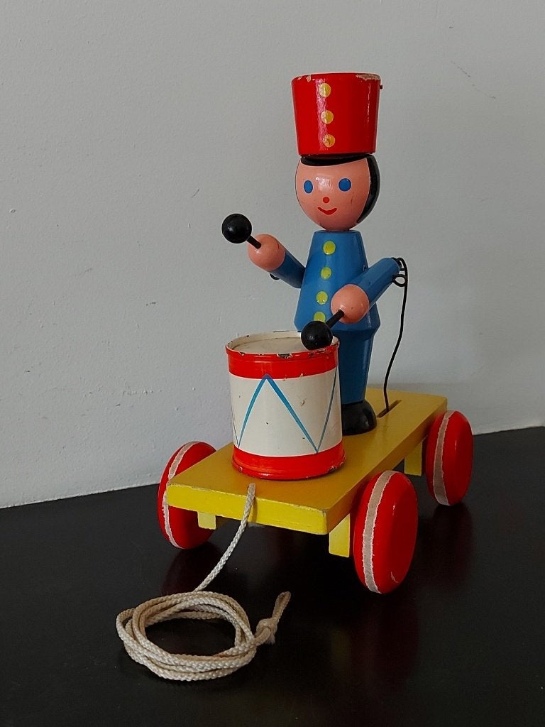 Vintage houten trekspeelgoed trommelaar huzaar, Ophalen of Verzenden, Gebruikt, Duw- of Trekspeelgoed