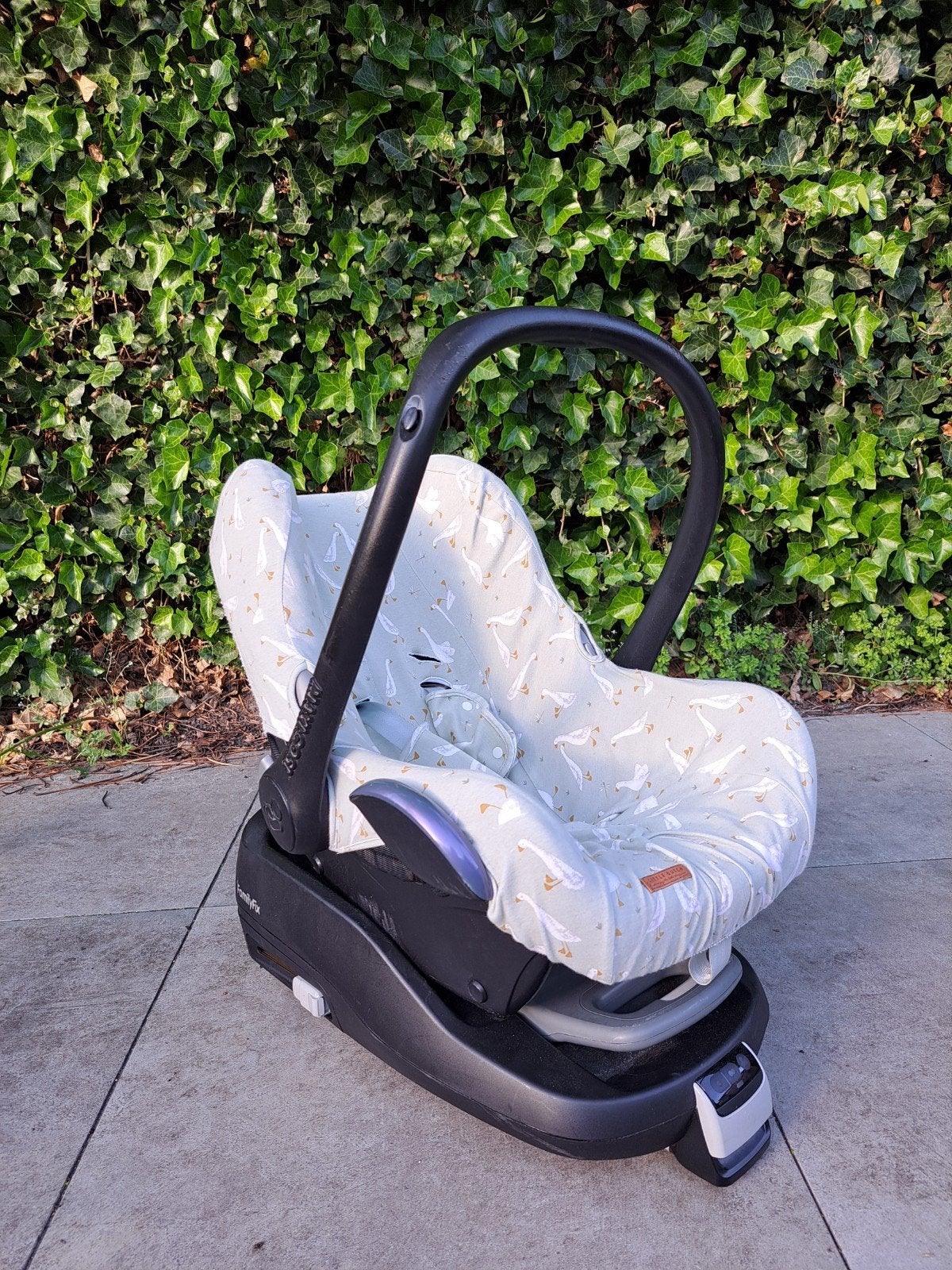 Maxicosi FamilyFix, Ophalen, Gebruikt, 9 t/m 18 kg, Zijbescherming