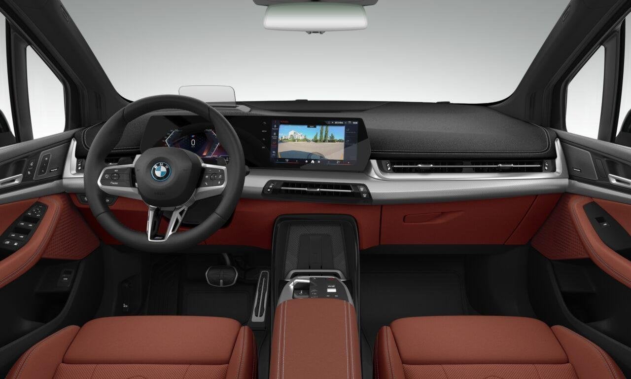 BMW 2-serie Active Tourer 225e xDrive High Executive | M Spo, Auto's, BMW, Automaat, Euro 6, 16 kWh, 3 cilinders