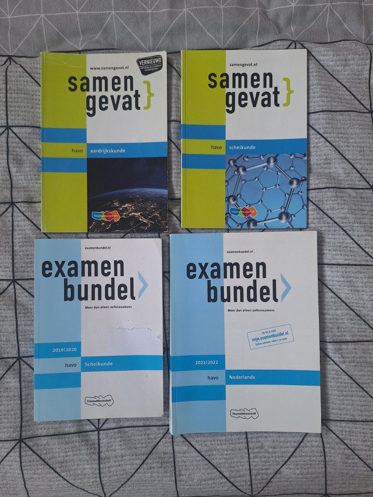 Samengevat & Examenbundel HAVO: Aardrijkskunde, Scheikunde, Ophalen of Verzenden, Gelezen, HAVO, Aardrijkskunde