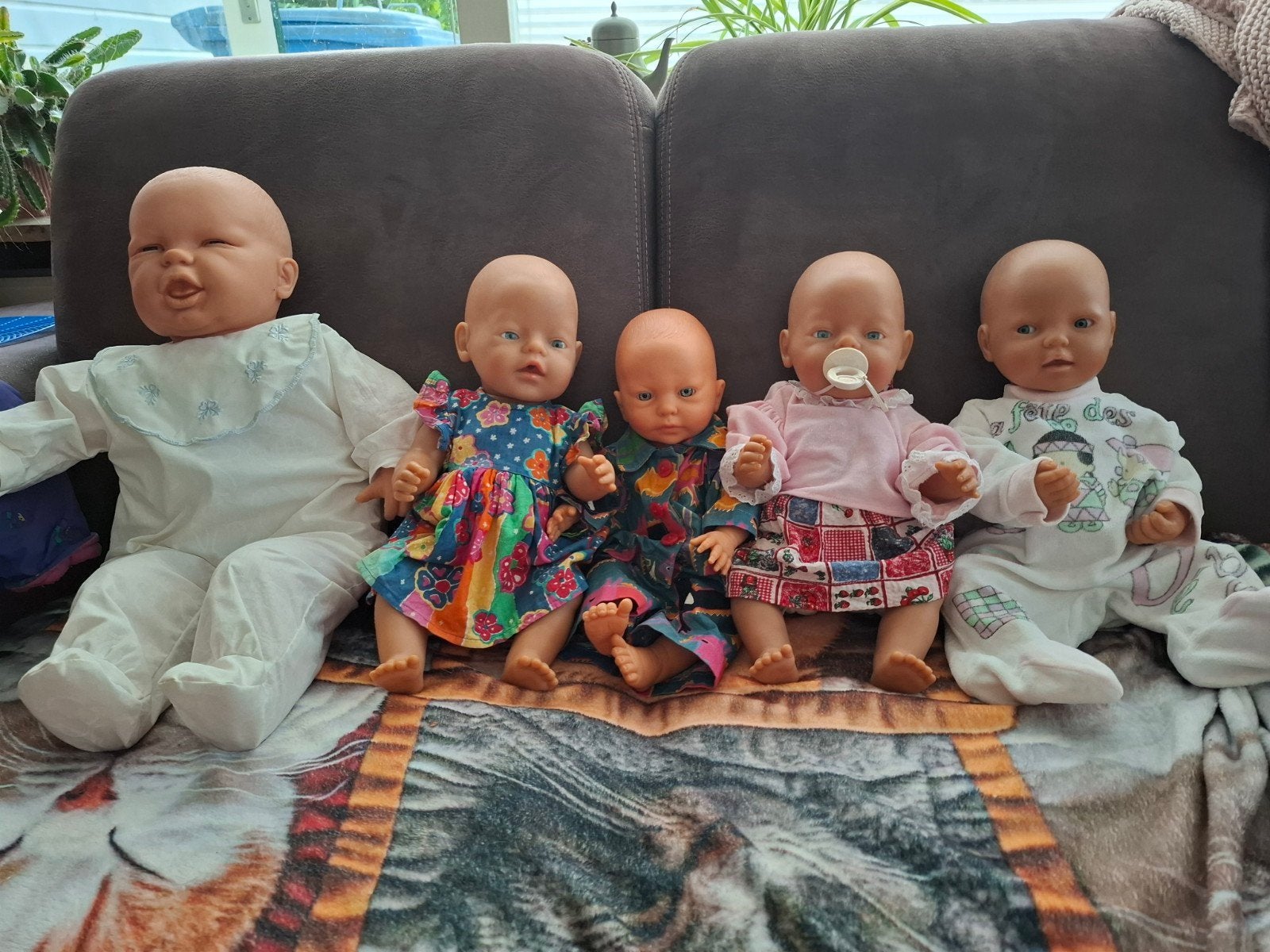 6 diverse babypoppen: Famosa, Baby Born en Falca, Ophalen of Verzenden, Gebruikt, Babypop
