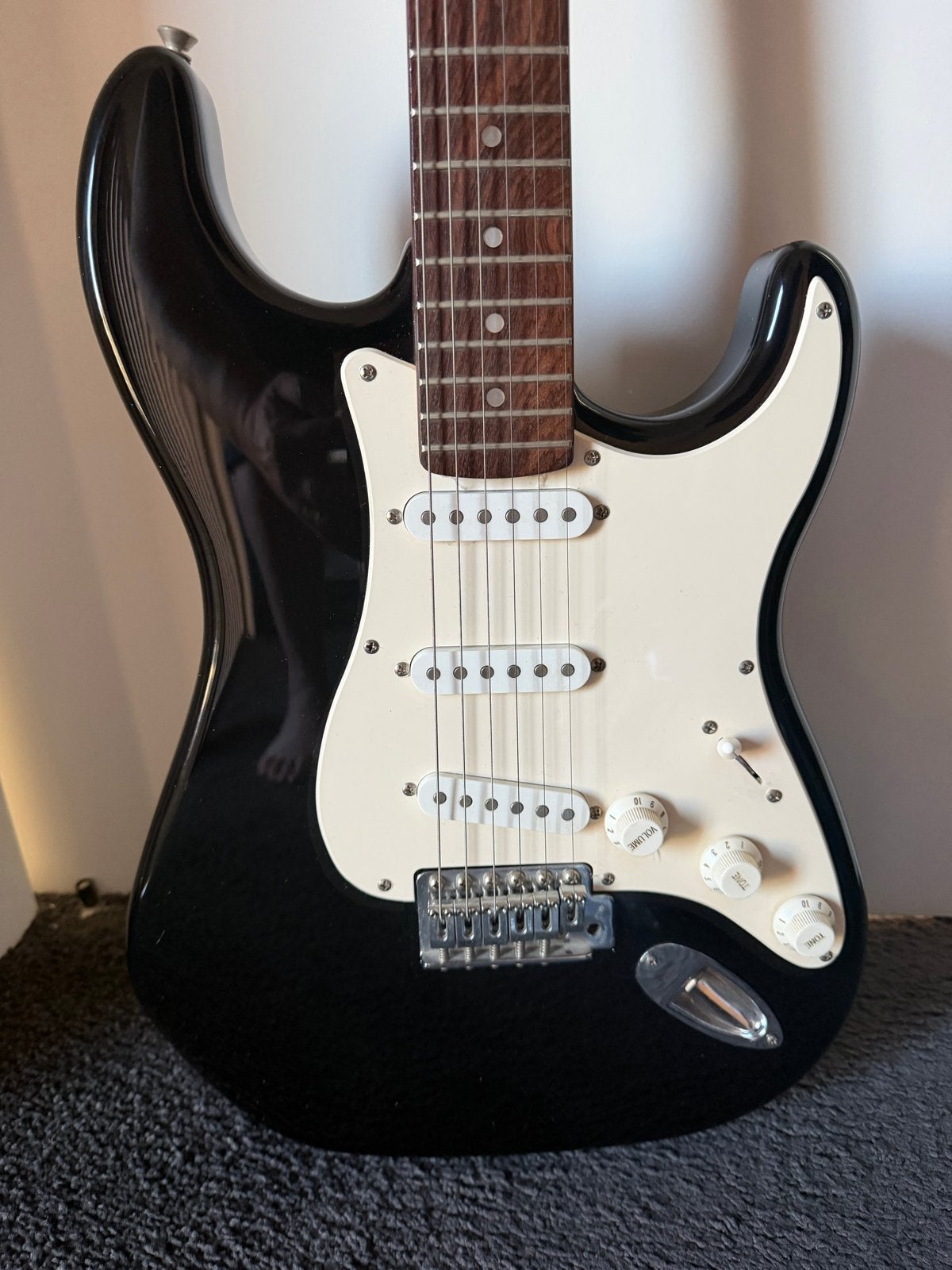 1996 Squier by Fender YN6 Series Anniversary Stratocaster, Fender, Gebruikt, Z, Ophalen of Verzenden