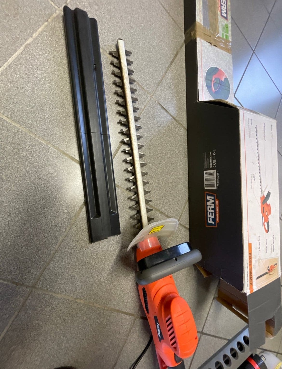 Ferm Heggenschaar 550W -  in doos, Tuin en Terras, Ophalen of Verzenden, Gebruikt, Elektrisch