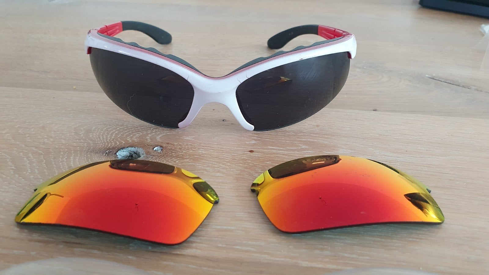 Sportbril agu, Sieraden, Tassen en Uiterlijk, Zonnebrillen en Brillen | Dames, Overige merken, Ophalen