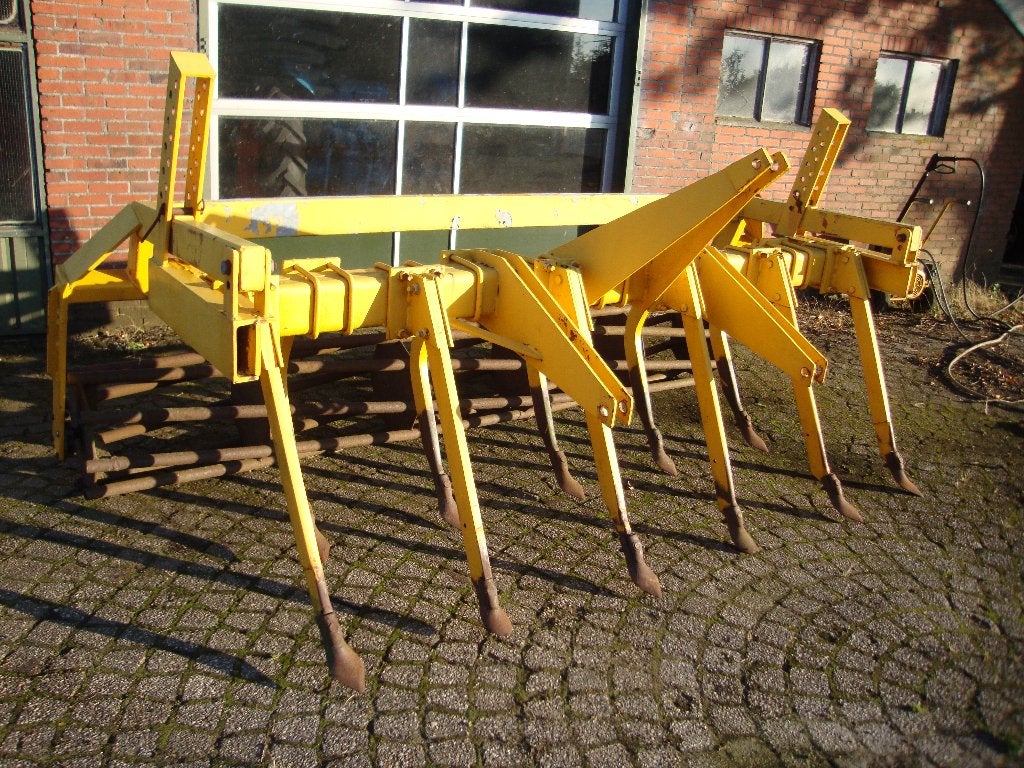 Vastetand cultivator, Ophalen, Grondbewerking