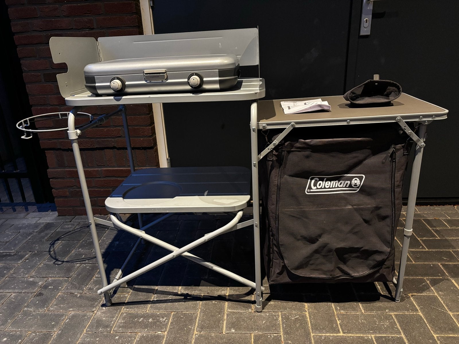 Campingkeuken met gasfornuis en opbergruimte, Ophalen, Gebruikt