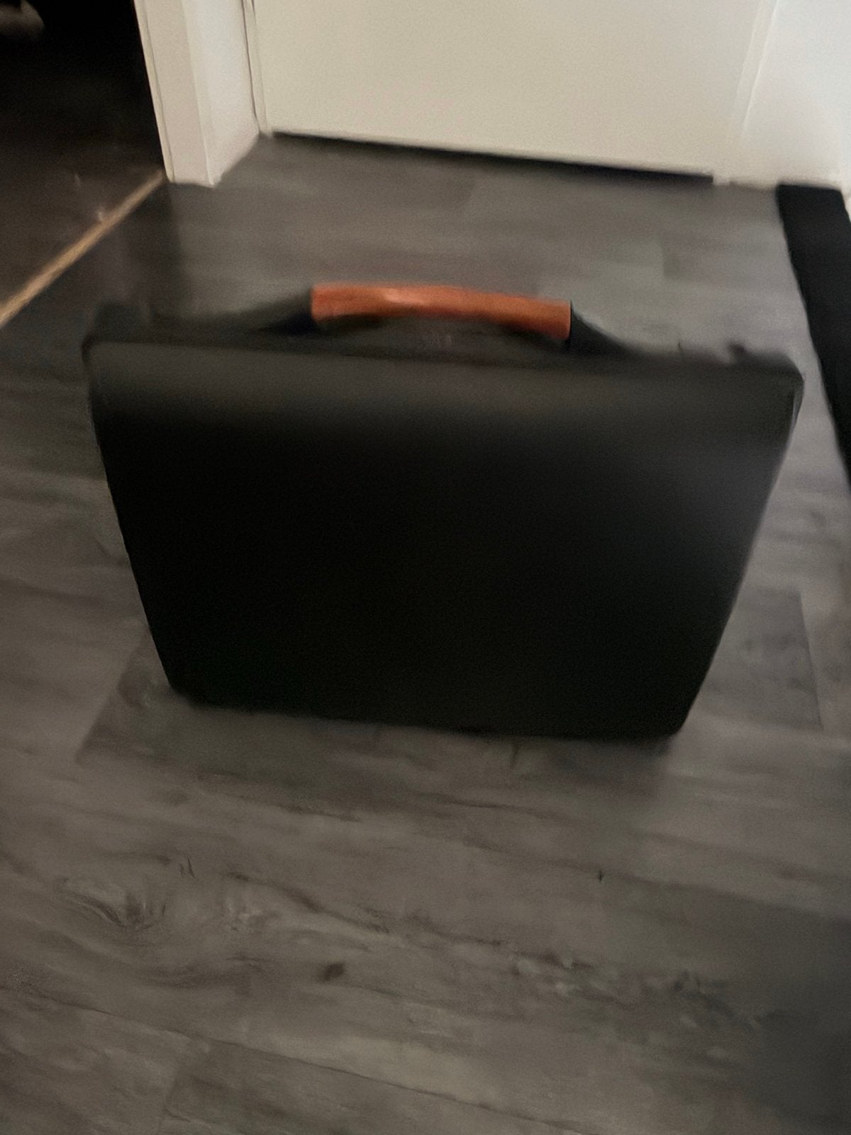 2 Attachekoffers - Samsonite en Carlton, 40 tot 60 cm, Gebruikt, Zwart, 35 tot 55 cm