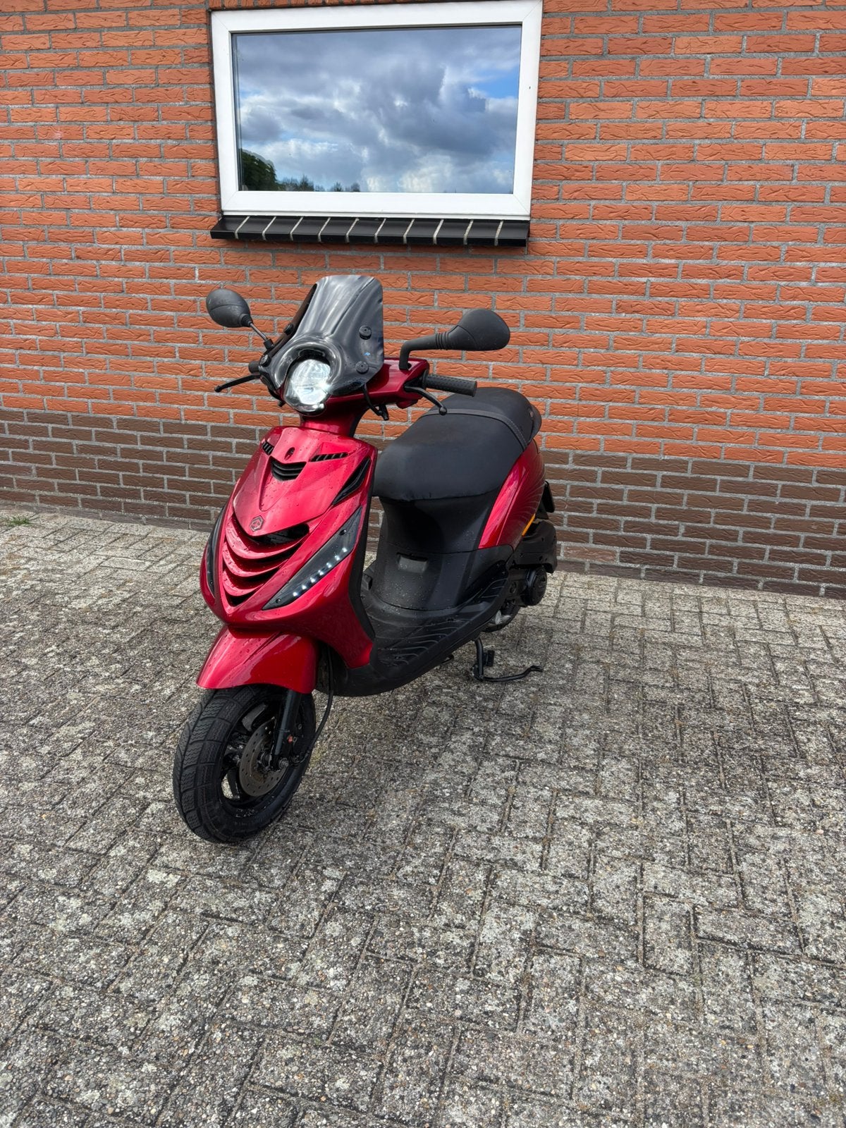 Piaggio zip iget [4500 km] [2019], Fietsen en Brommers, Scooters | Piaggio, Ophalen, Zip, Zo goed als nieuw, Benzine