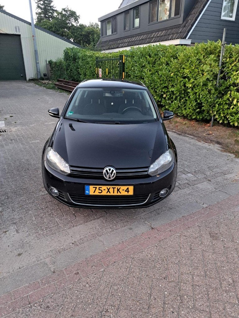 Volkswagen Golf 1.2 TSI 77KW 3D 2012 Zwart, Voorwielaandrijving, Parkeersensor, 4 cilinders, 610 kg
