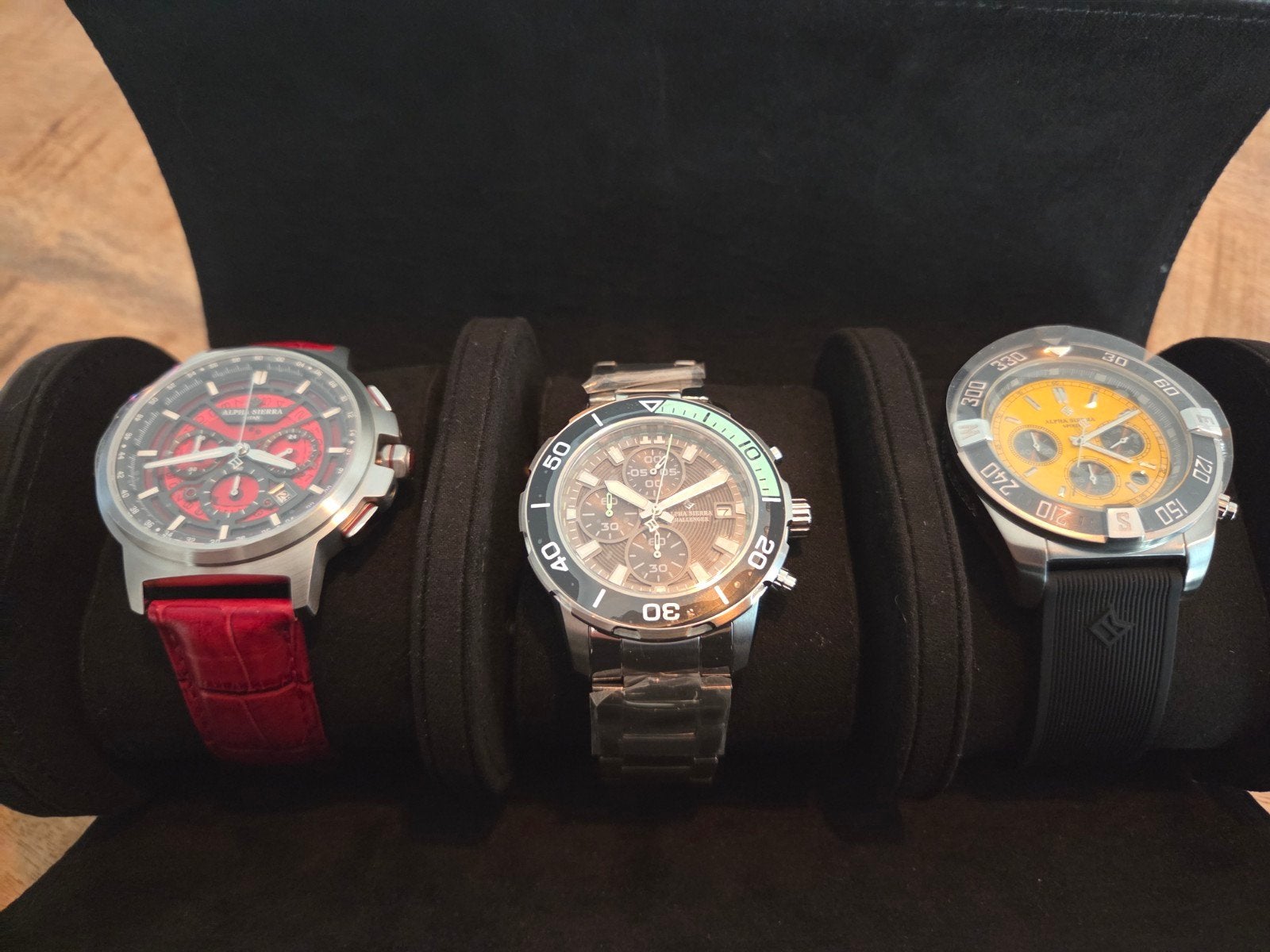 Alpha Sierra horloges, Sieraden, Tassen en Uiterlijk, Horloges | Heren, Ophalen of Verzenden, Overige merken