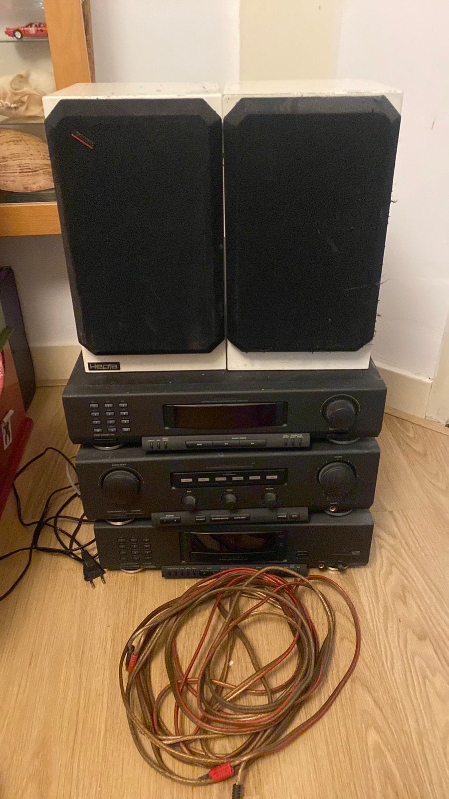 Philips radio, versterker, cd speler en hepta boxen, Ophalen of Verzenden, Zo goed als nieuw, Speakers, Philips