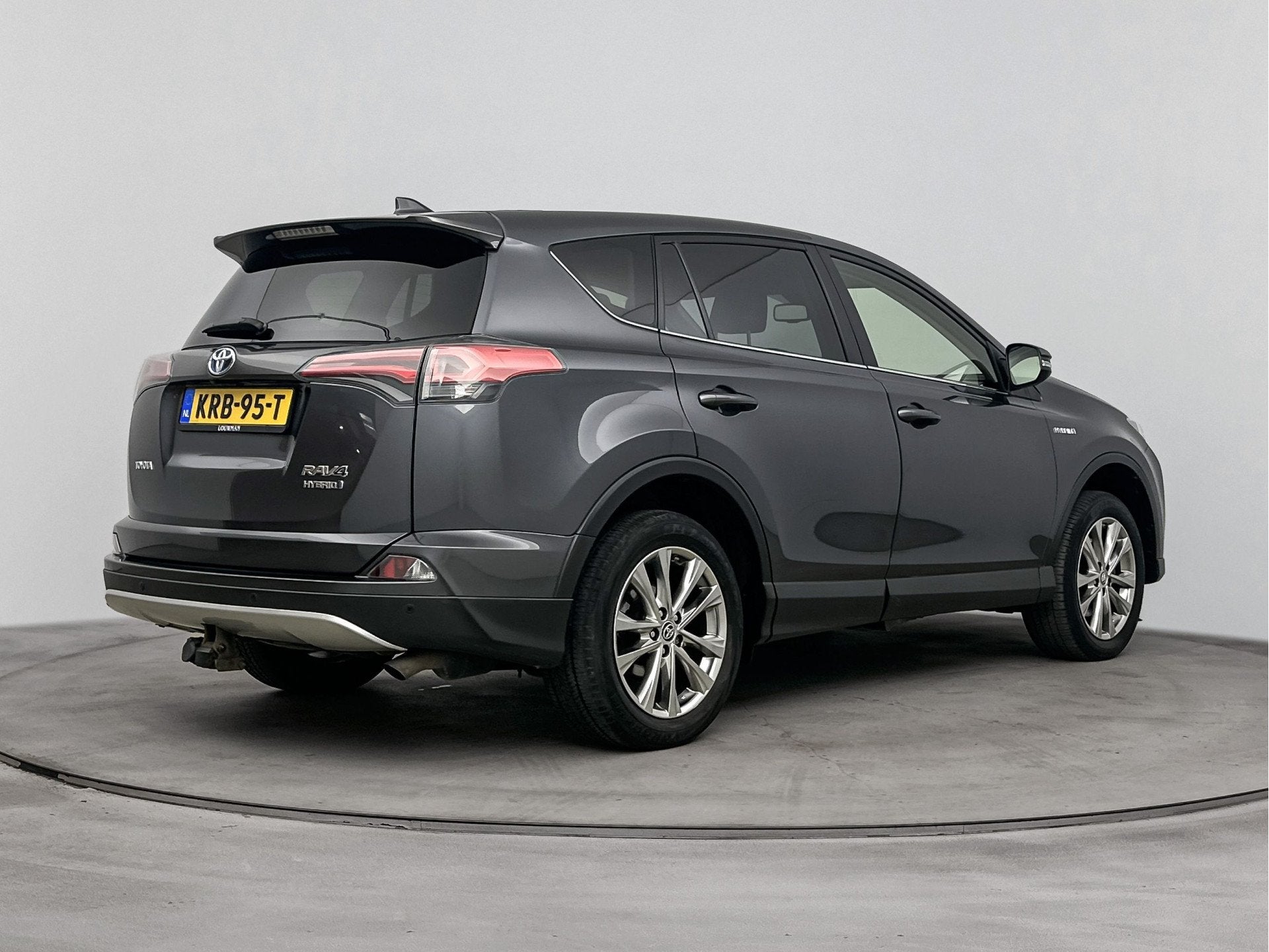 Toyota RAV4 2.5 Hybrid AWD Executive | Parkeersensoren V+A |, Automaat, 12 maanden, Gebruikt, 1650 kg