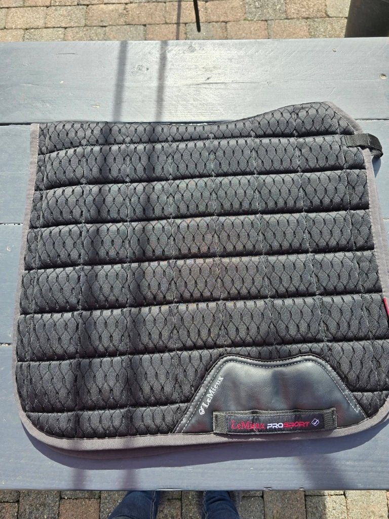 Le mieux dressuur dekje maat full, Full (L), Dressuurdekje, Ophalen of Verzenden, Zo goed als nieuw