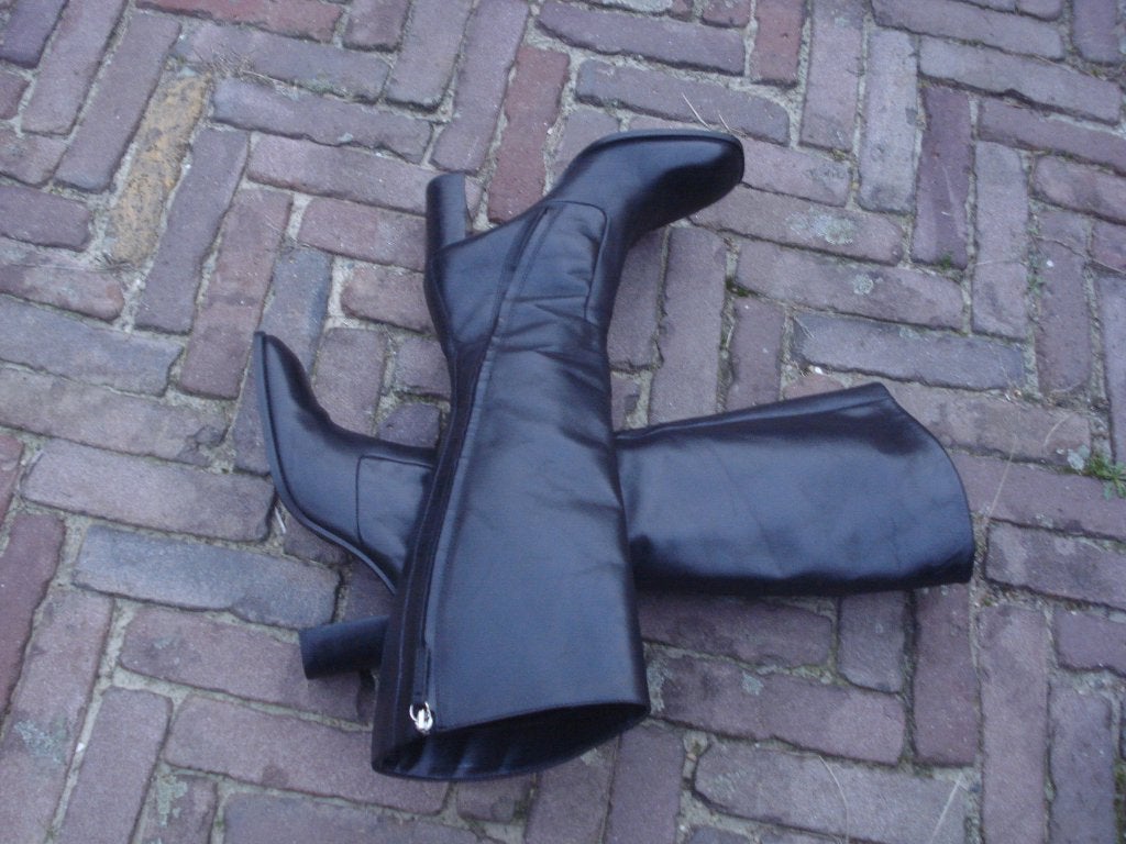 GRATIS VERZENDEN STOERE ZWARTE LEREN VINTAGE BLOKHAKLAARZEN, Kleding | Dames, Hoge laarzen, Vintage Dressing, Verzenden, Zwart