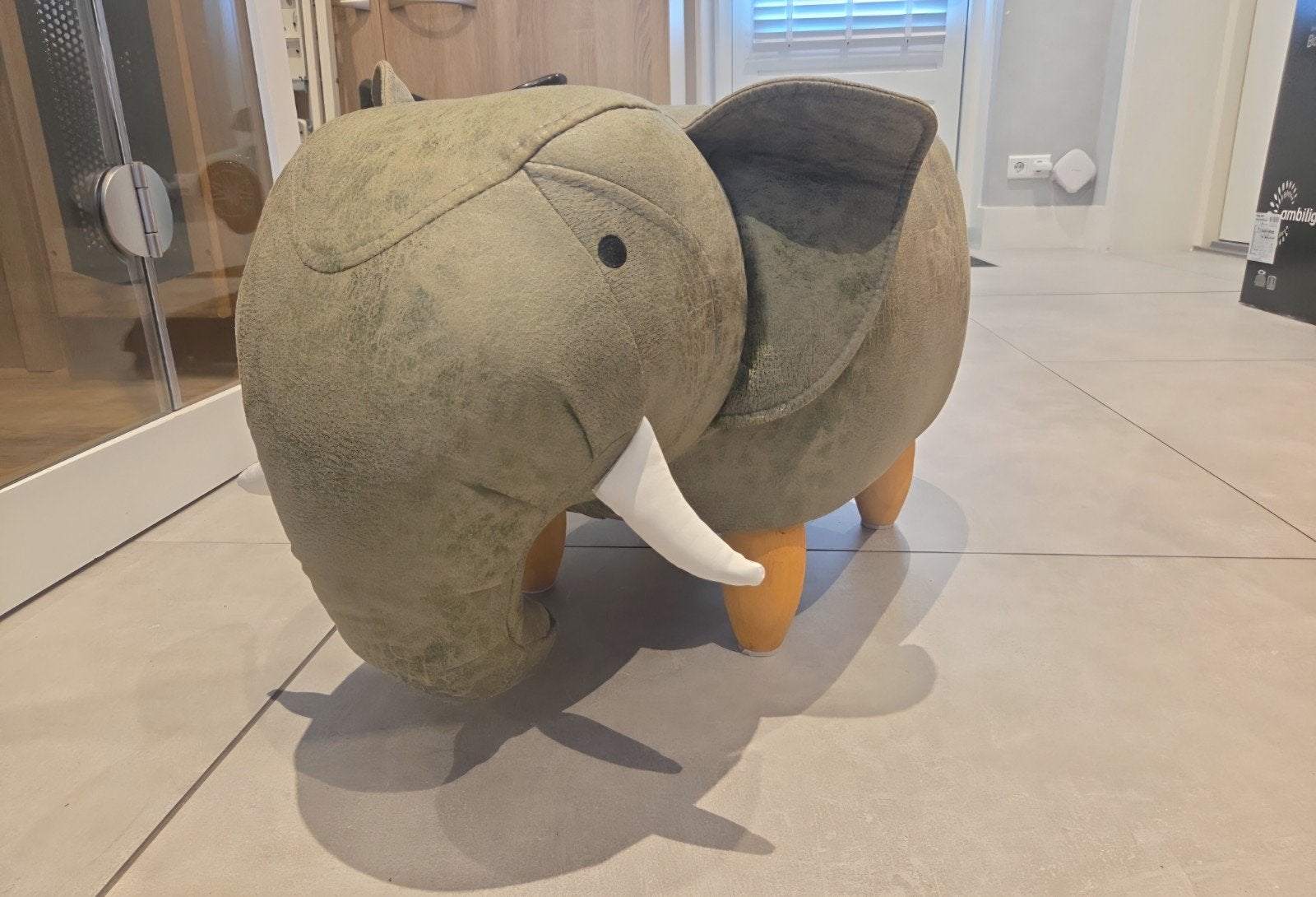 Leuke olifant kruk voor kinderen, Ophalen, Gebruikt, Overige materialen
