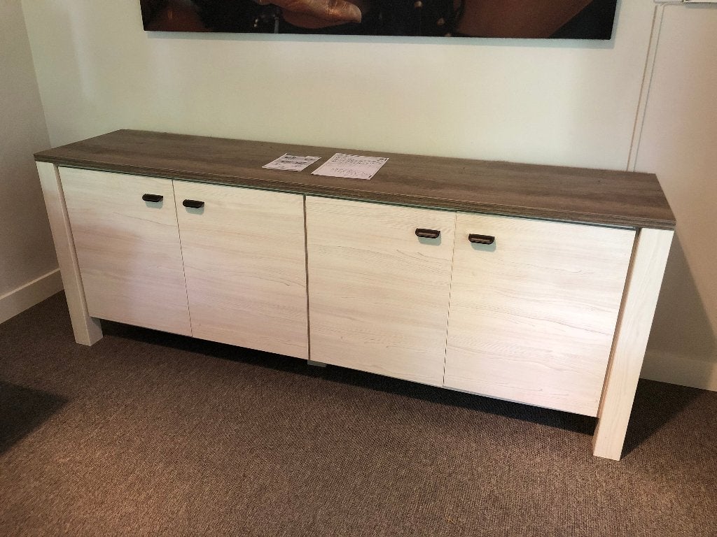 Mooie nieuwe dressoir!    -  2.20 meter lang, Huis en Inrichting, Kasten | Kledingkasten, Overige materialen, Ophalen of Verzenden