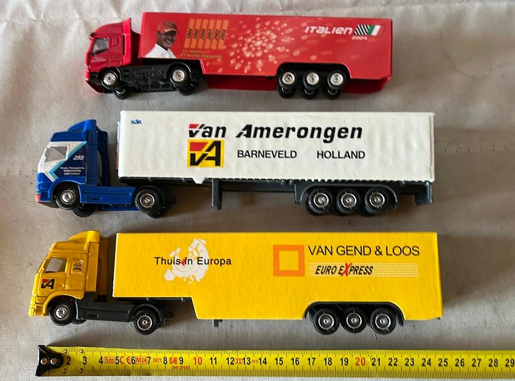 3 vrachtwagens met reclame, Ophalen of Verzenden, Gebruikt, Bus of Vrachtwagen