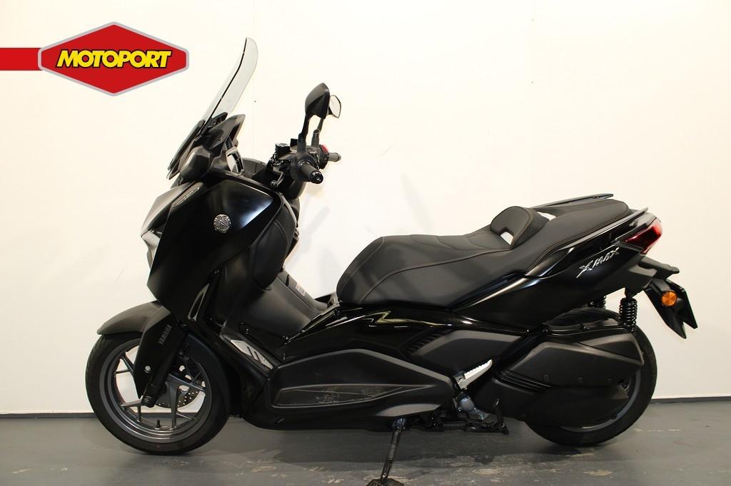Yamaha X-MAX 300 Tech MAX (bj 2024), Scooter, Klantenservice@yamaha-motor.nl, Koolhovenlaan 101
1119 NC  Schiphol-Rijk, NL, 12 t/m 35 kW