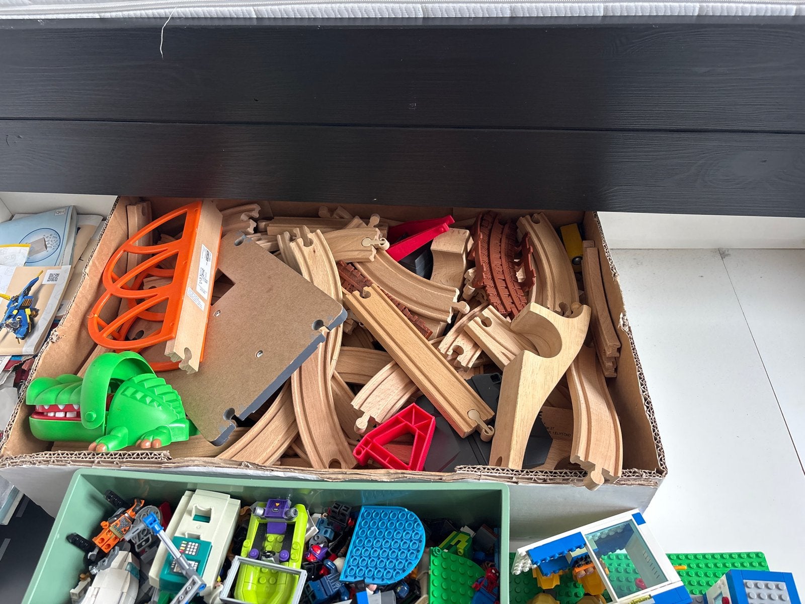 Grote partij houten treinrails en accessoires, Ophalen of Verzenden, Gebruikt, Jongen of Meisje