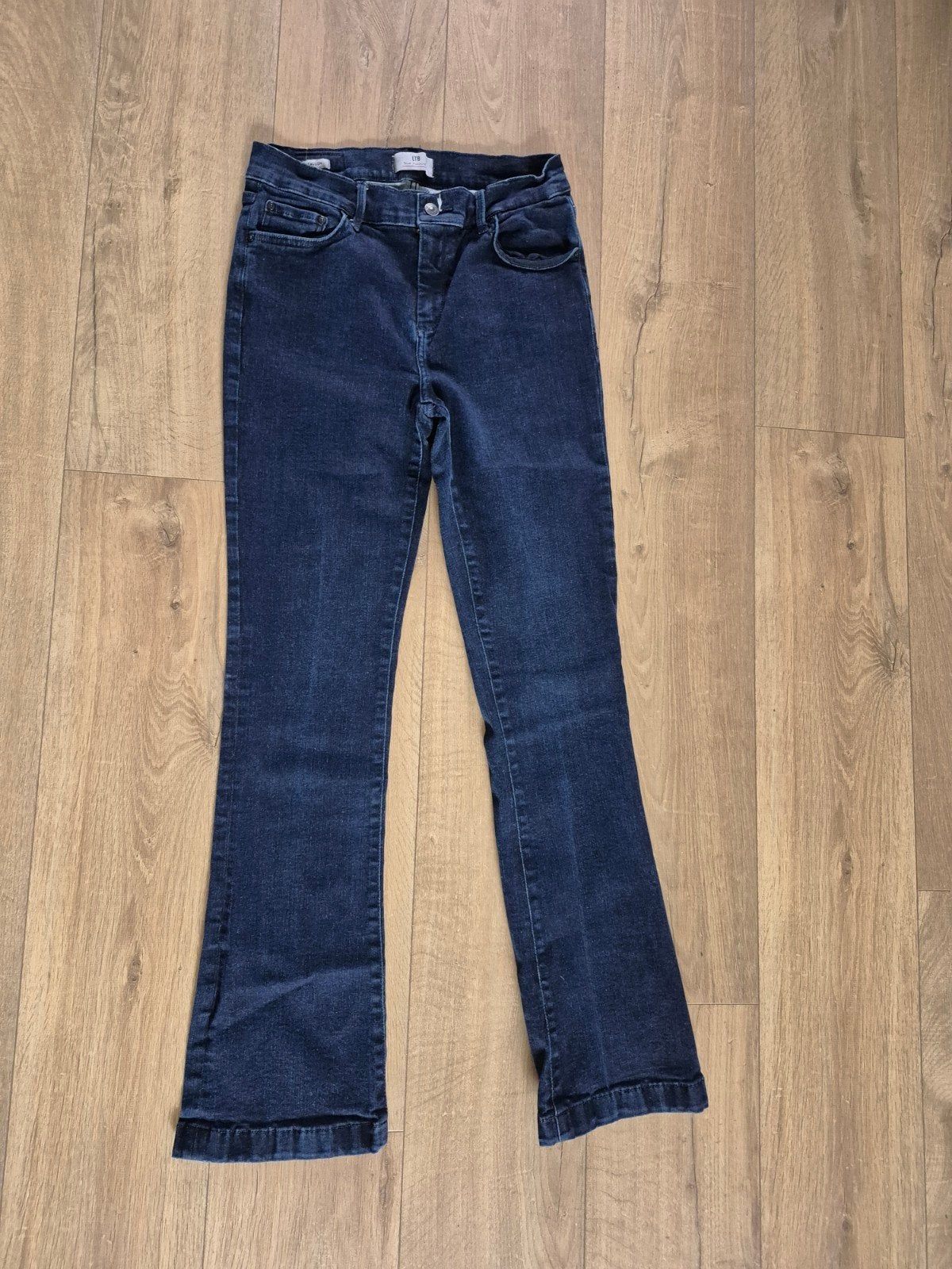 LTB donkerblauwe jeans model: Falon met flare pijp, Ophalen of Verzenden, Nieuw, Blauw, W30 - W32 (confectie 38/40)