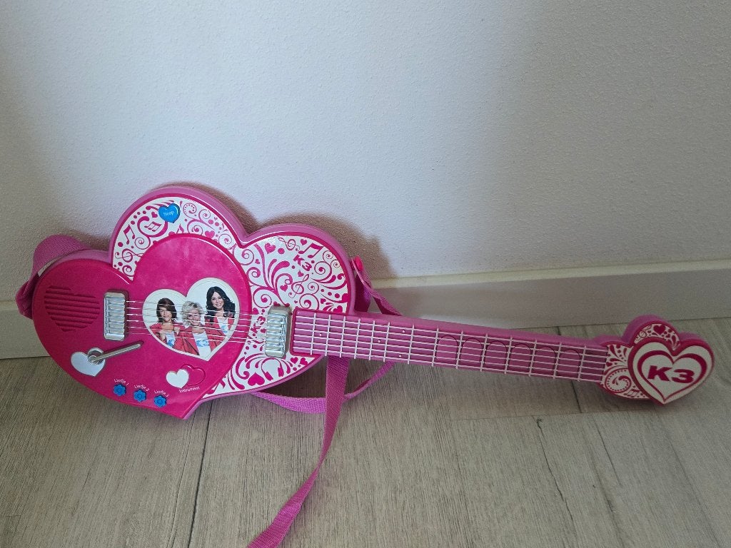 K3 speelgoedgitaar, Ophalen, Gebruikt, Meisje