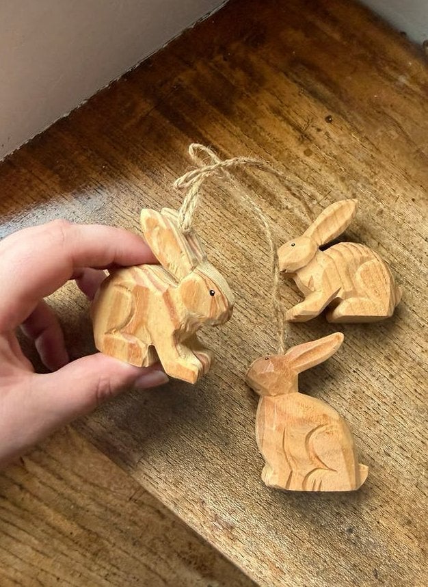 3x Houten haasje decoratiehanger, Ophalen of Verzenden, Zo goed als nieuw