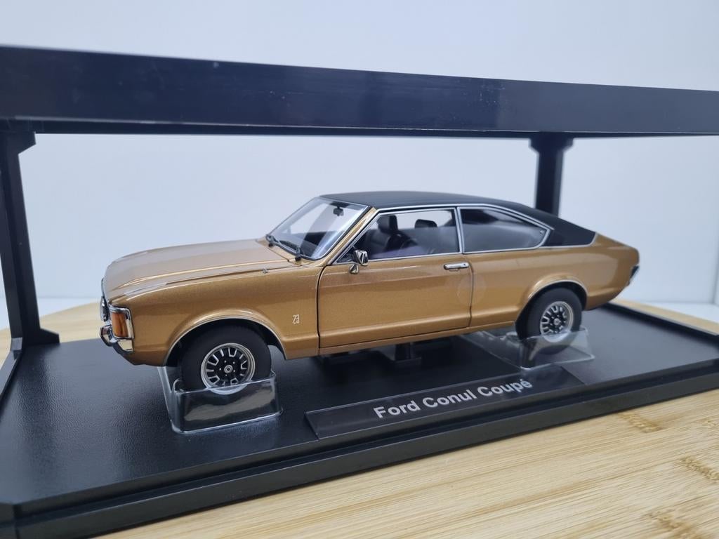 Touring Models Ford Conul/Granada Coupe 1:18 Goud, Hobby en Vrije tijd, Modelauto's | 1:18, Overige merken, Auto, Nieuw, Ophalen of Verzenden