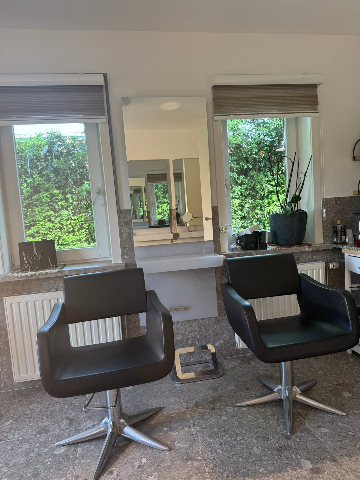 Kapsalon inrichting, Ophalen of Verzenden, Zo goed als nieuw, Zwart