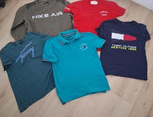 Kledingpakket t shirt jongens maat 152 - Diverse merken, Tommy Hilfiger, Nike, Gebruikt, Ophalen of Verzenden, Shirt of Longsleeve