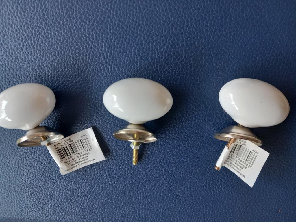 3 porseleinen meubelknoppen, nieuw!, Nieuw, Ophalen of Verzenden, Minder dan 150 cm, Minder dan 100 cm