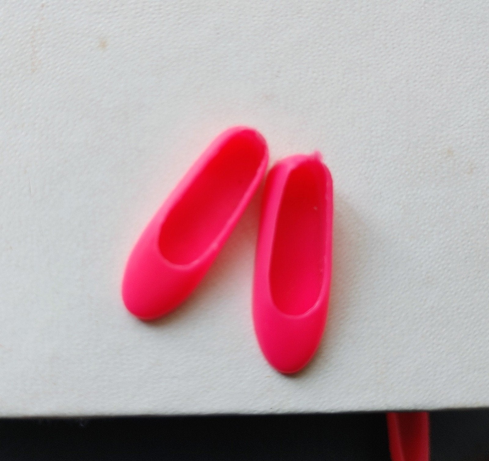 Vintage Barbie Skipper htf hot pink schoentjes, Japan, Ophalen of Verzenden, Zo goed als nieuw, Overige typen